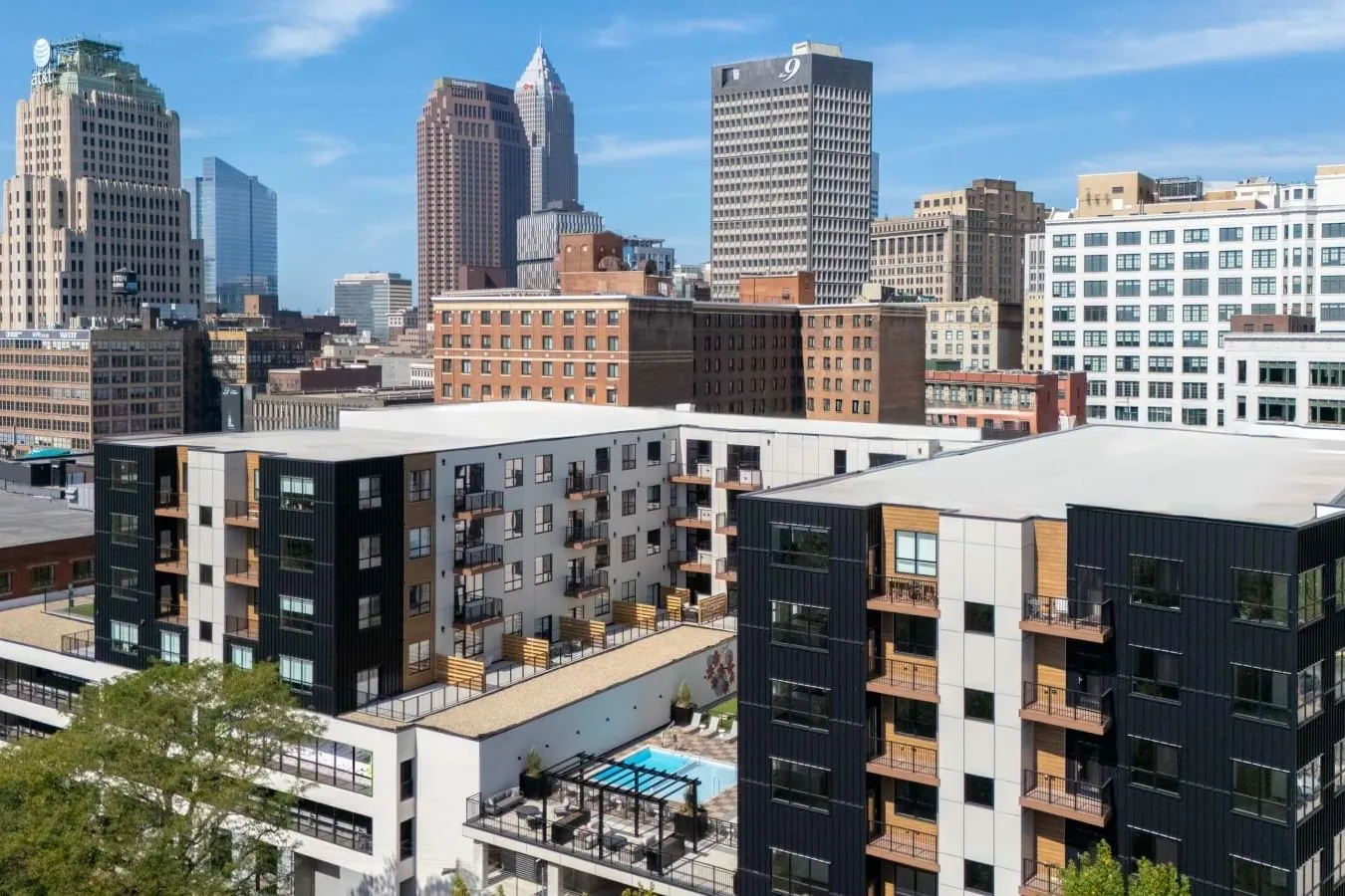Ten60 Bolivar and its courtyard pool with the Downtown skyline