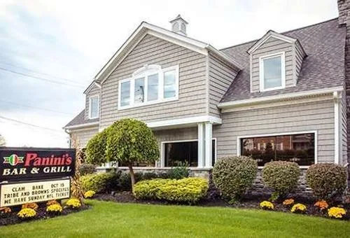 Exterior of Panini’s in Willoughby