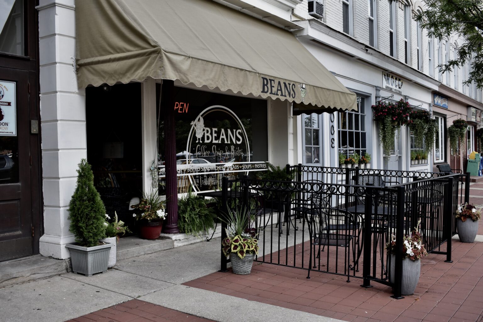 Beans Coffee Shop & Bistro coffee shop