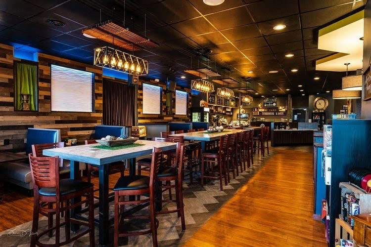 Dining room and bar at Sips and Such Social House