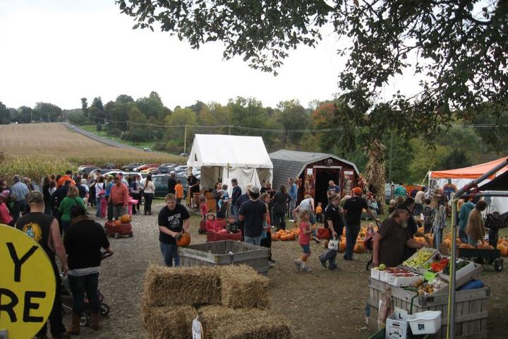 Dussel Farm & Feed Store in Kent, Ohio