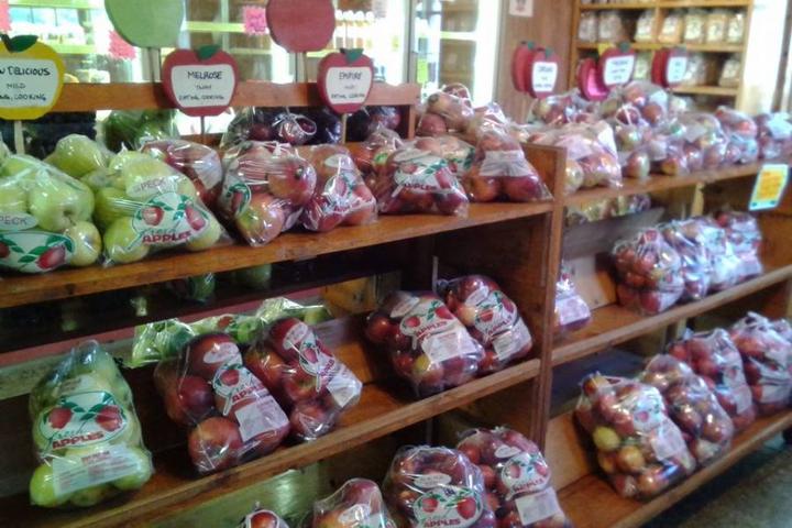 Eddy Fruit Farm in Chesterland, Ohio