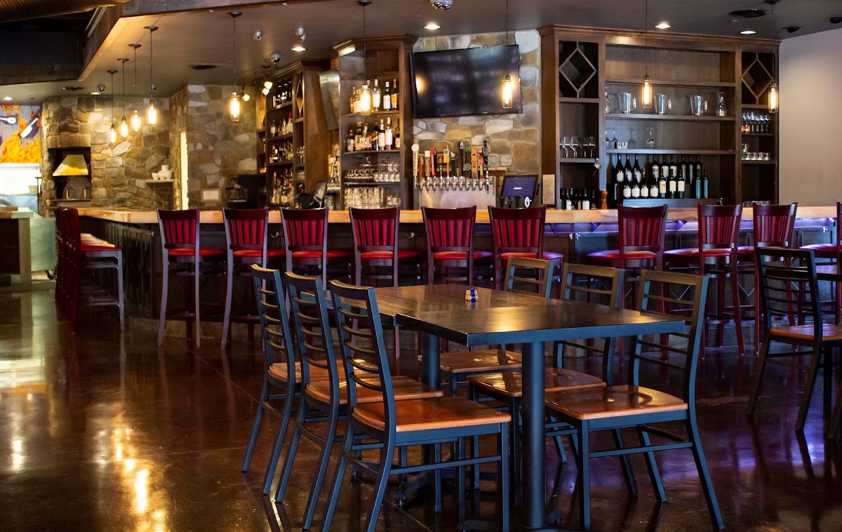 Red, Wine & Brew - Mentor in Mentor