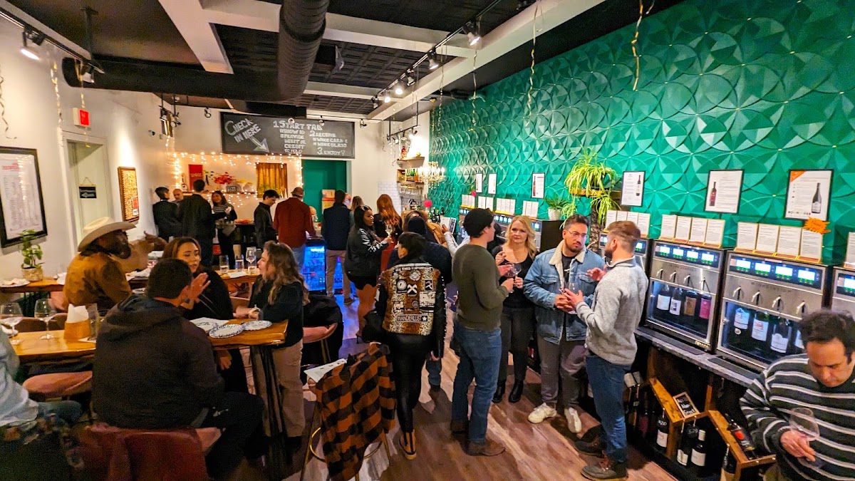 Wyne Tasting & Cocktail Bar in Detroit - Shoreway