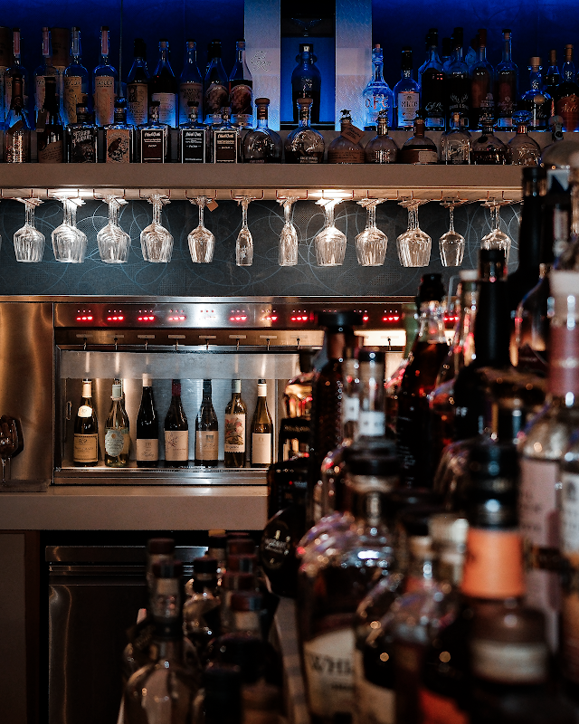 Vinifera | Wine to Whiskey in Cuyahoga Falls