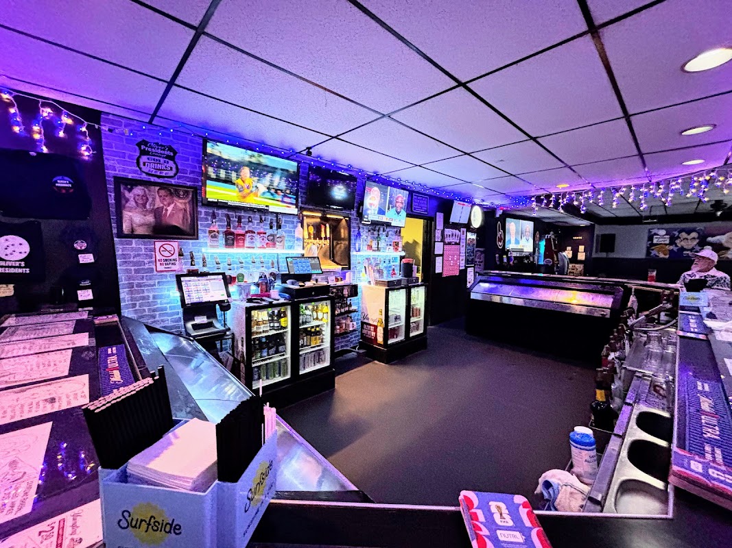 President's Lounge in Akron