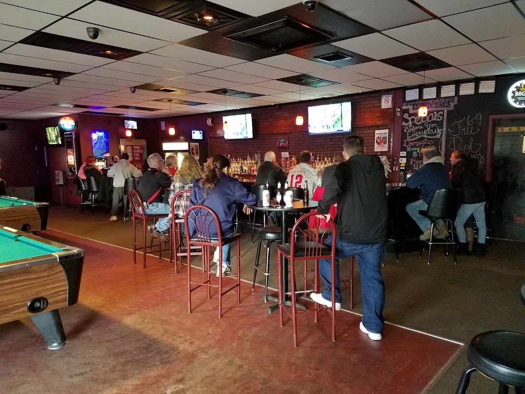 Karam's Lounge in Akron
