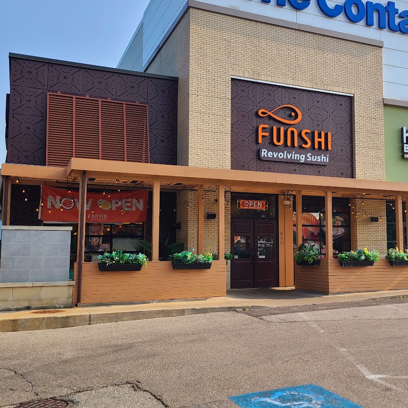 FUNSHI Revolving Sushi Ramen Boba in Beachwood